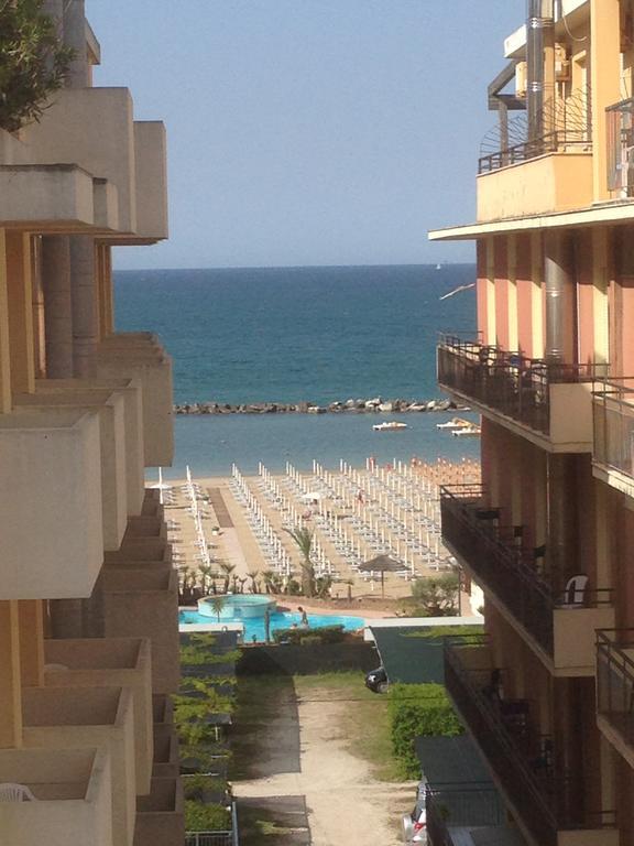 Hotel Nautilus Κατόλικα Εξωτερικό φωτογραφία